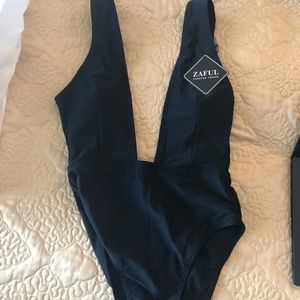 ZAFUL Black One Piece Bathing Suit